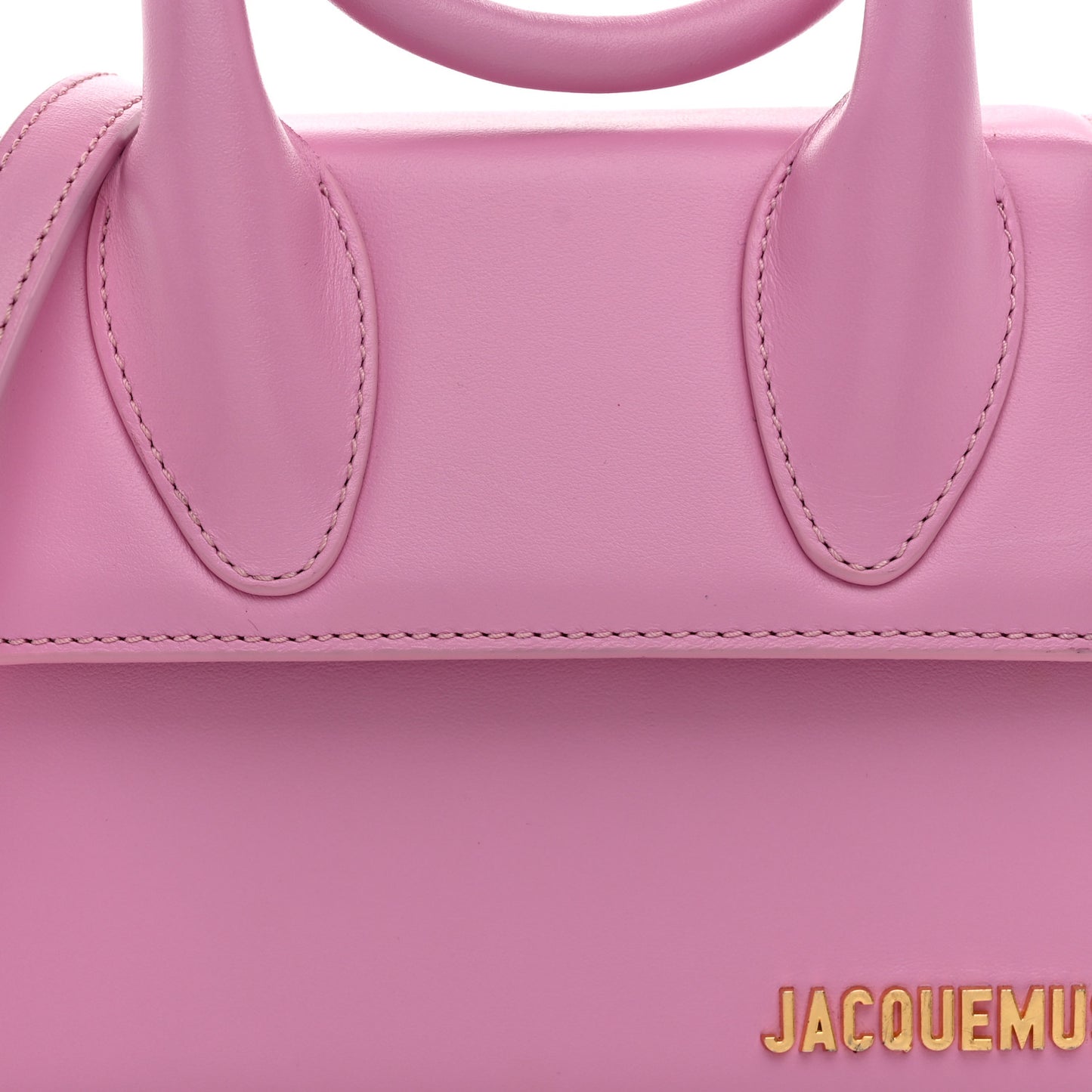 Smooth Calfskin Le Chiquito Noeud Light Pink