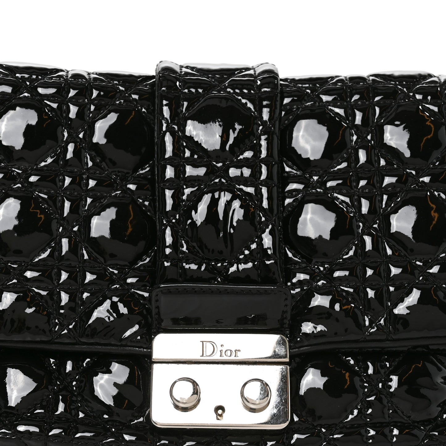 Patent Cannage New Lock Flap Black