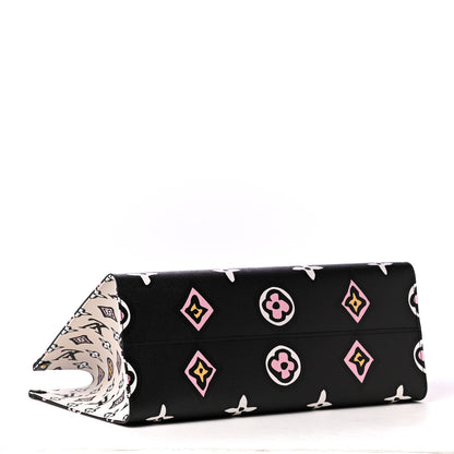 Louis Vuitton Monogram Giant Wild At Heart Onthego GM Black 3 of 4