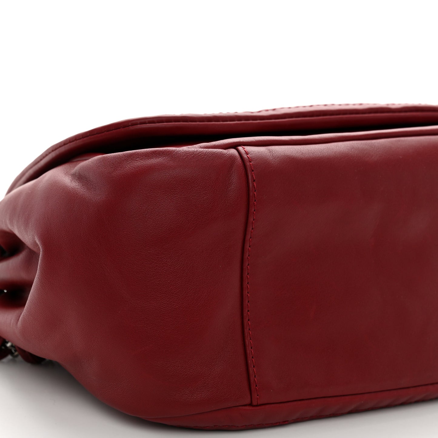 Smooth Calfskin Luxe Ligne Flap Red