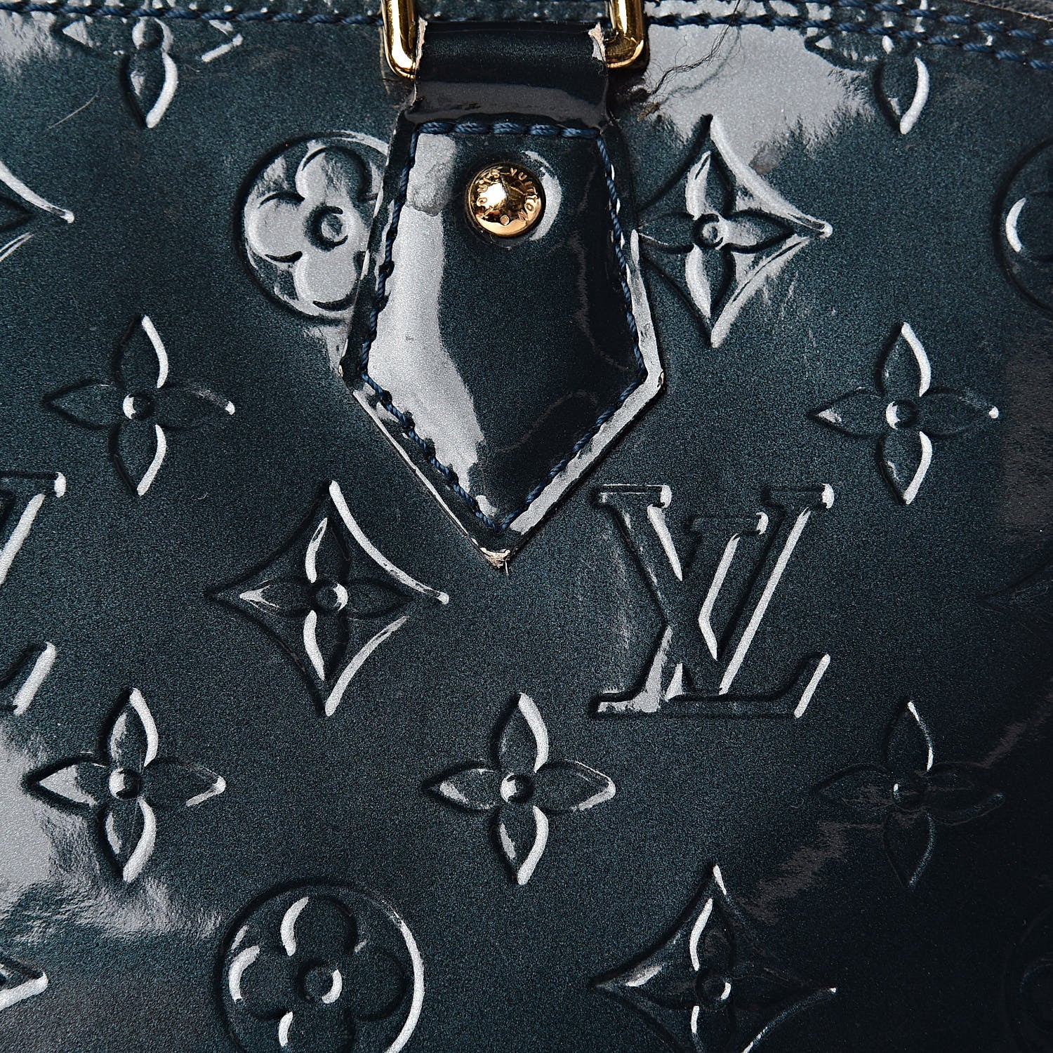Louis Vuitton Vernis Alma GM Blue Nuit 28 of 42