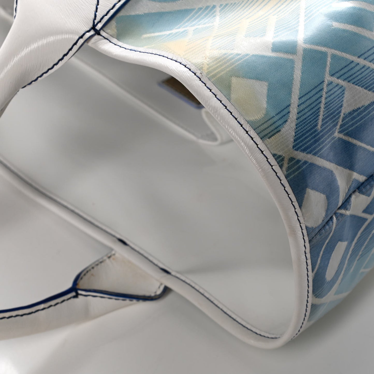 Calfskin Canvas Basket Sea Medium Tote White Blue