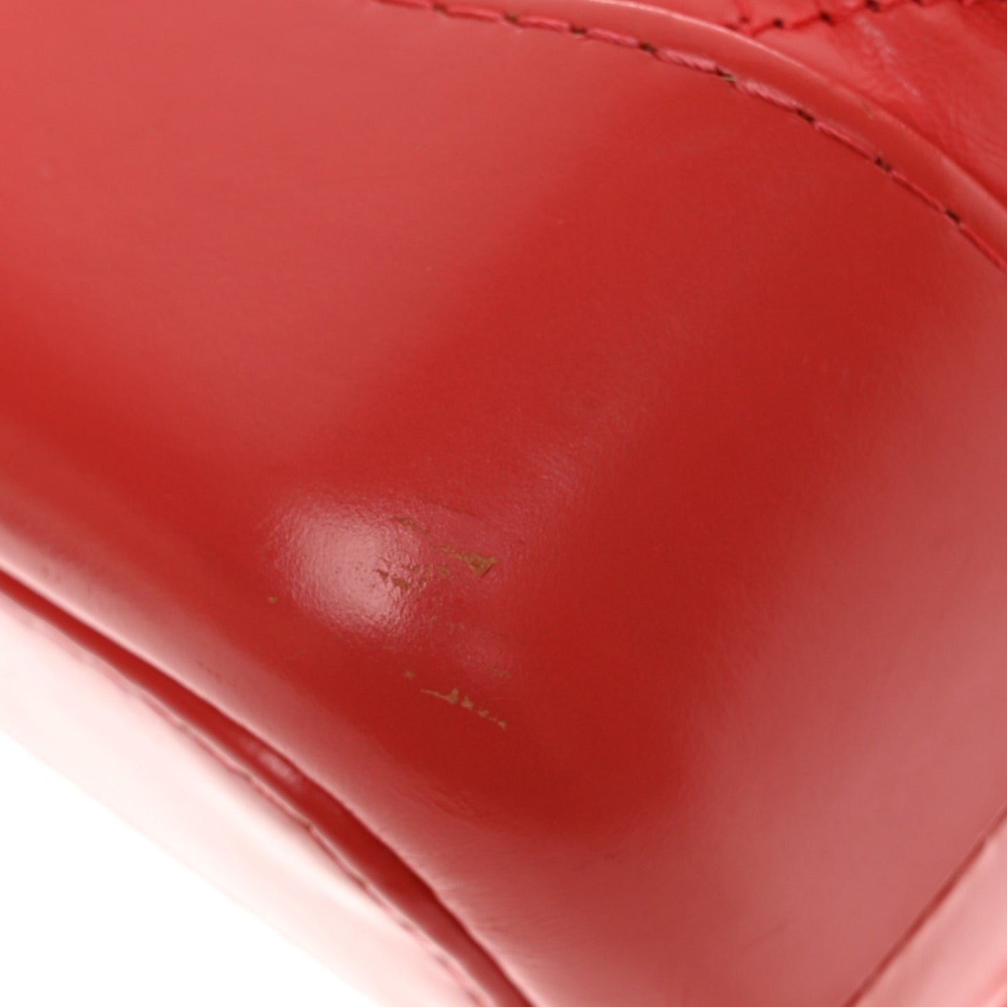 Aged Calfskin Quilted Small Gabrielle Hobo Red