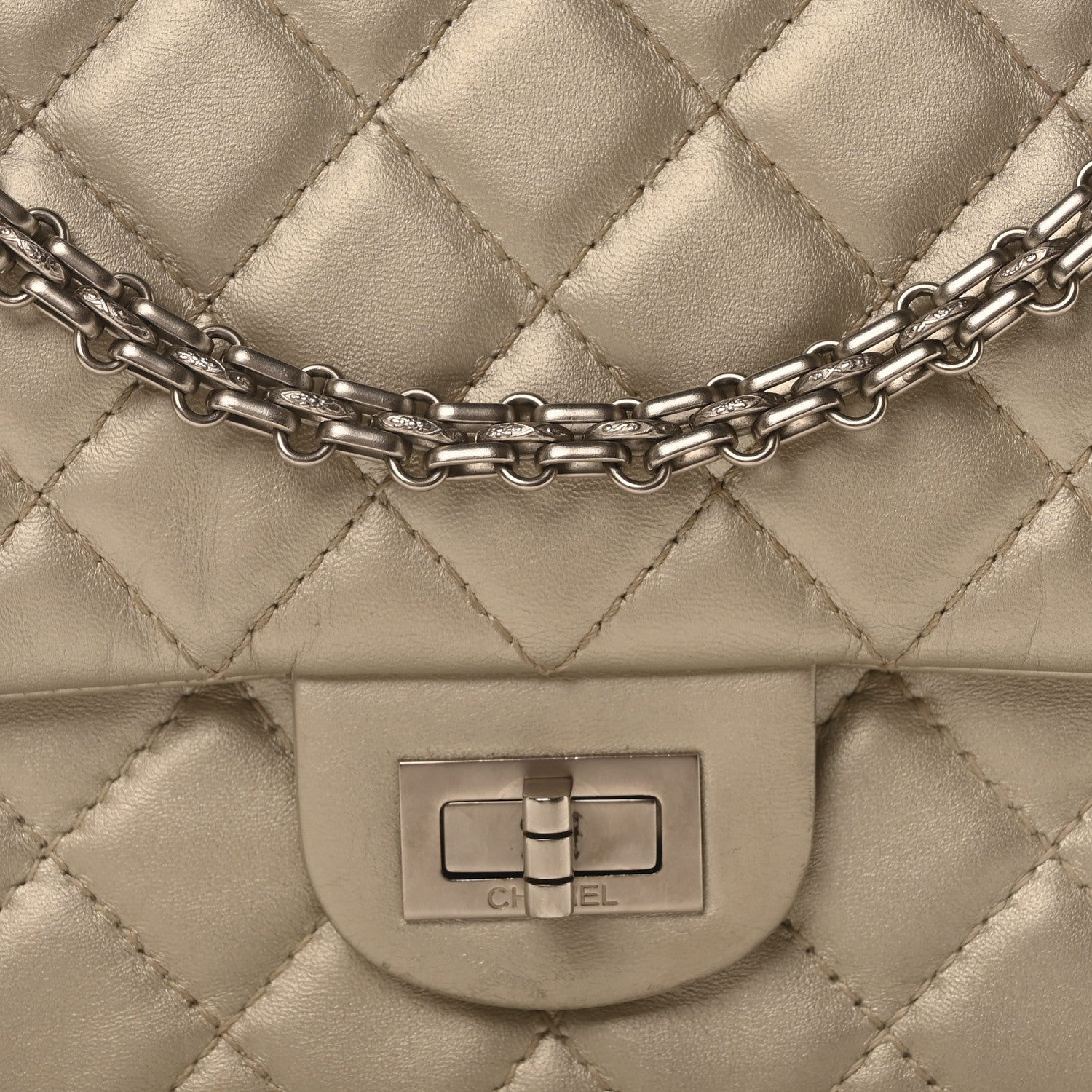 Chanel Metallic Lambskin Quilted 2.55 Reissue 226 Flap Silver 8 of 10