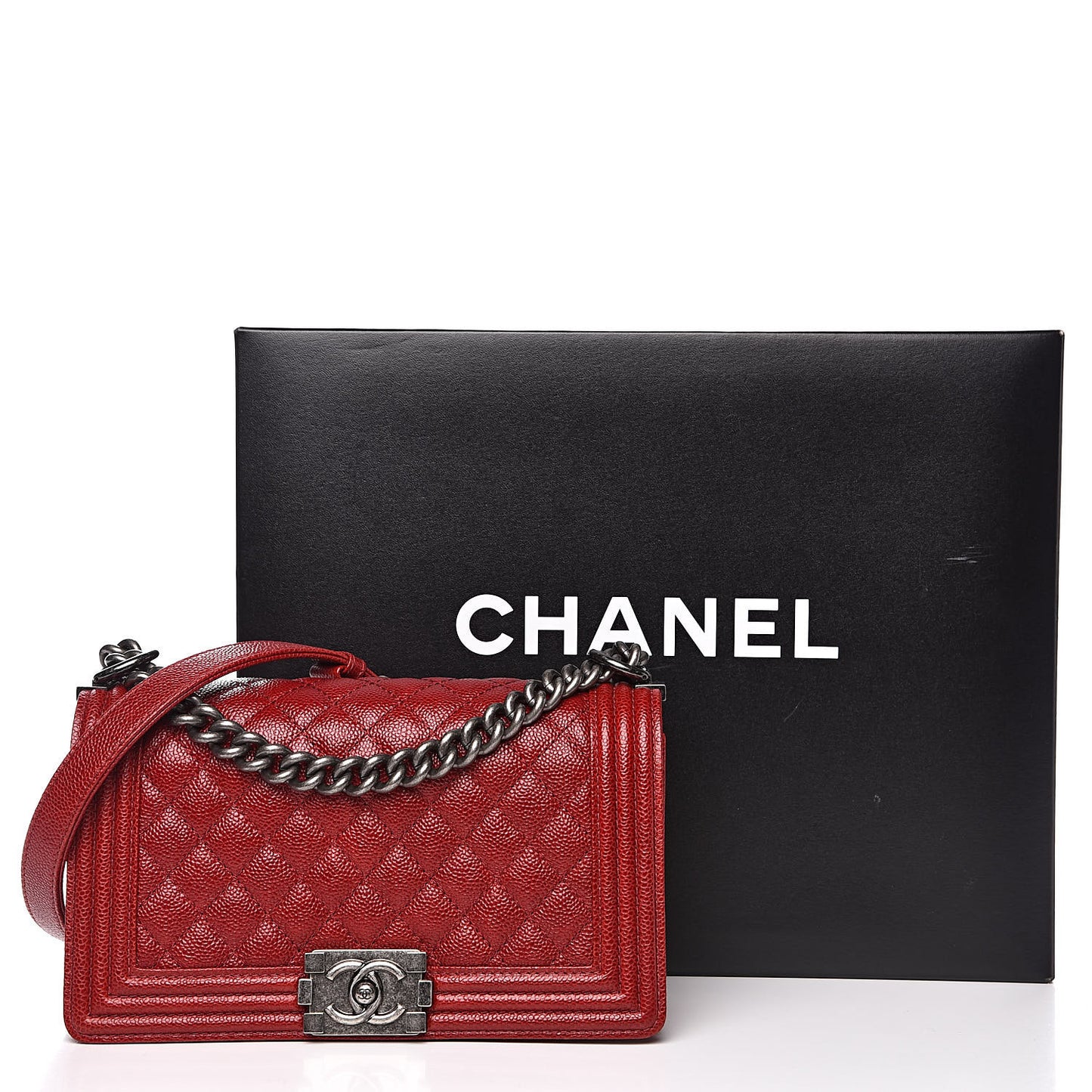 Caviar Quilted Medium Boy Flap Dark Red