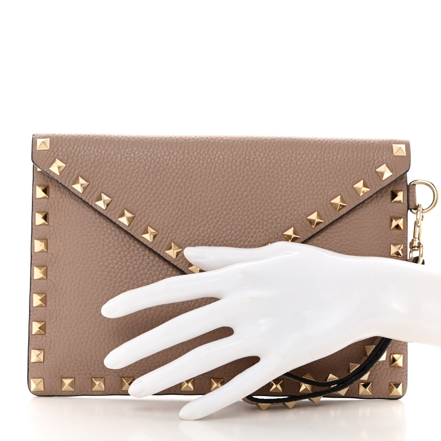 Pebbled Calfskin Medium Rockstud Envelope Flat Wristlet Pouch Poudre