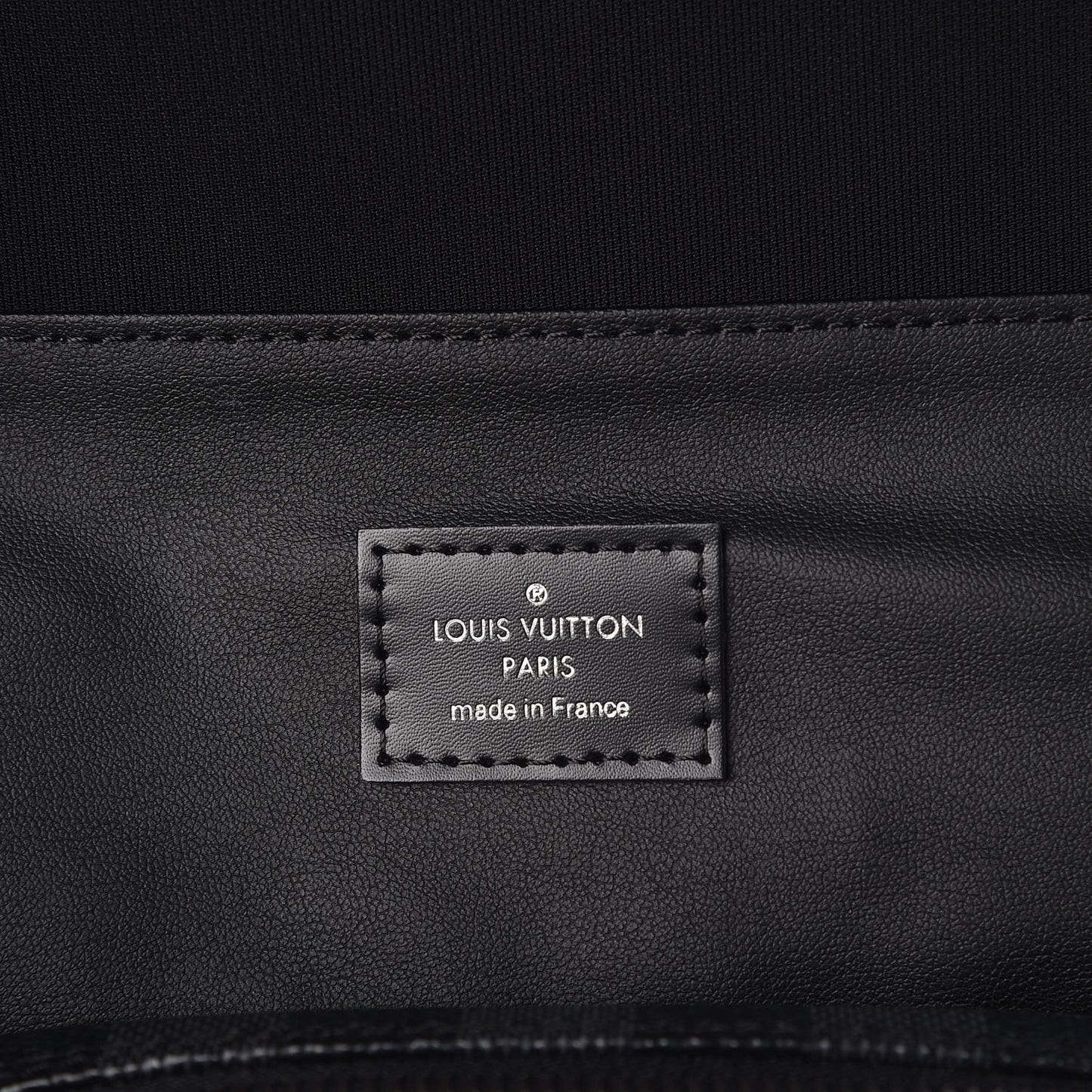Damier Graphite Hanging Toiletry Kit