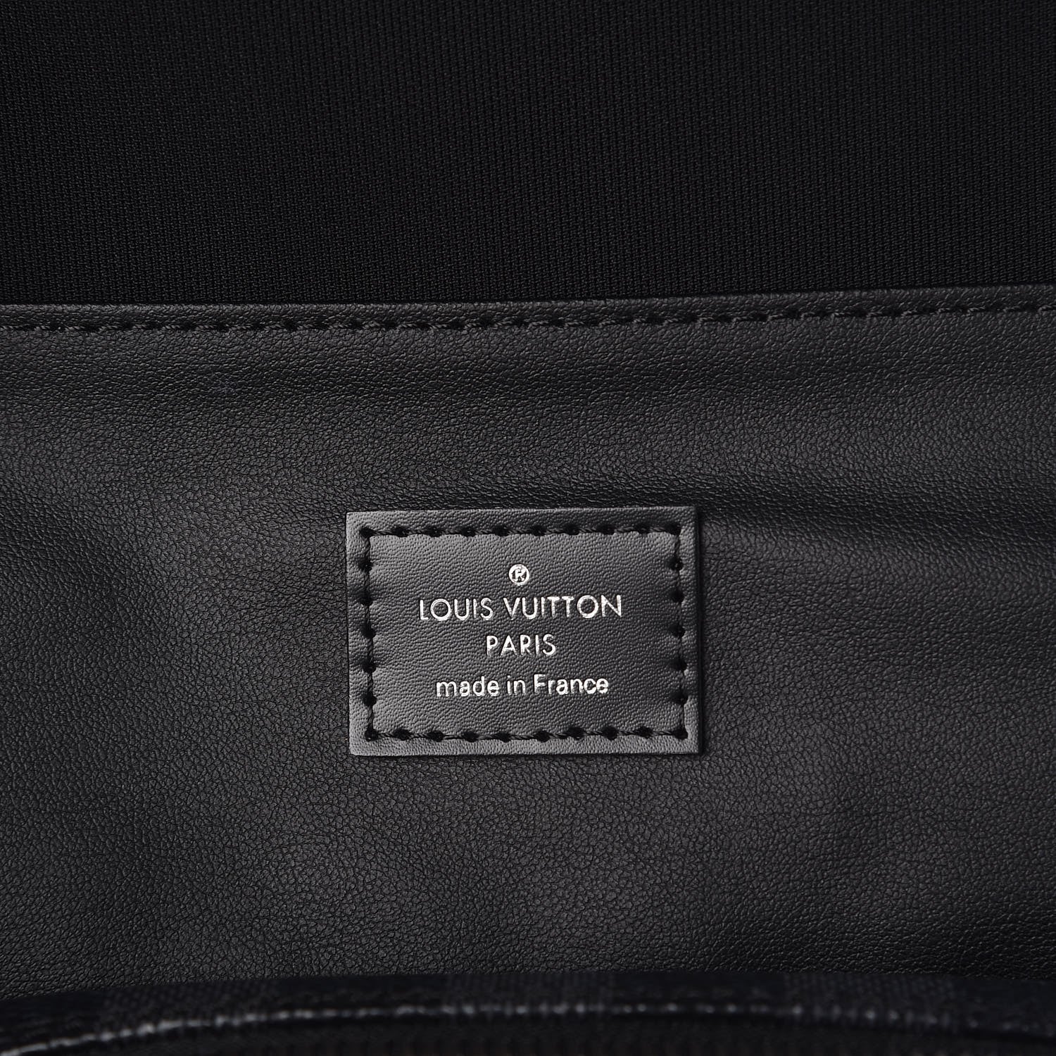 Louis Vuitton Damier Graphite Hanging Toiletry Kit 5 of 6