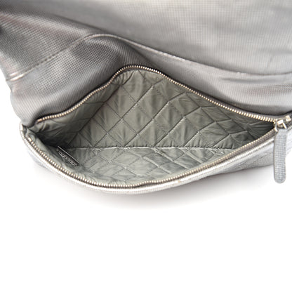 Chanel Metallic Calfskin Quilted Pixel Effect CC Beauty Clutch Silver 4 of 13