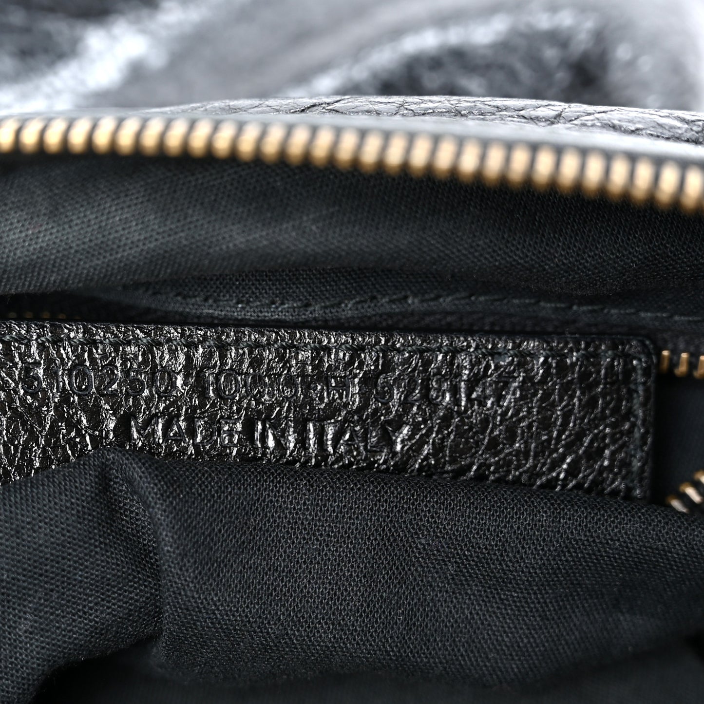 Agneau Classic Hardware Flat Crossbody Black