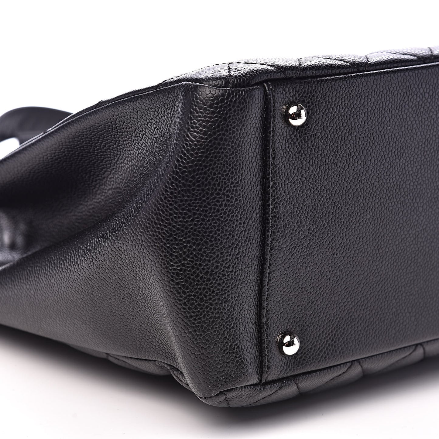 Caviar Quilted XL Grand Shopping Tote GST Black
