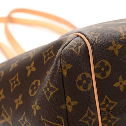 Louis Vuitton Monogram Totally MM 19 of 37