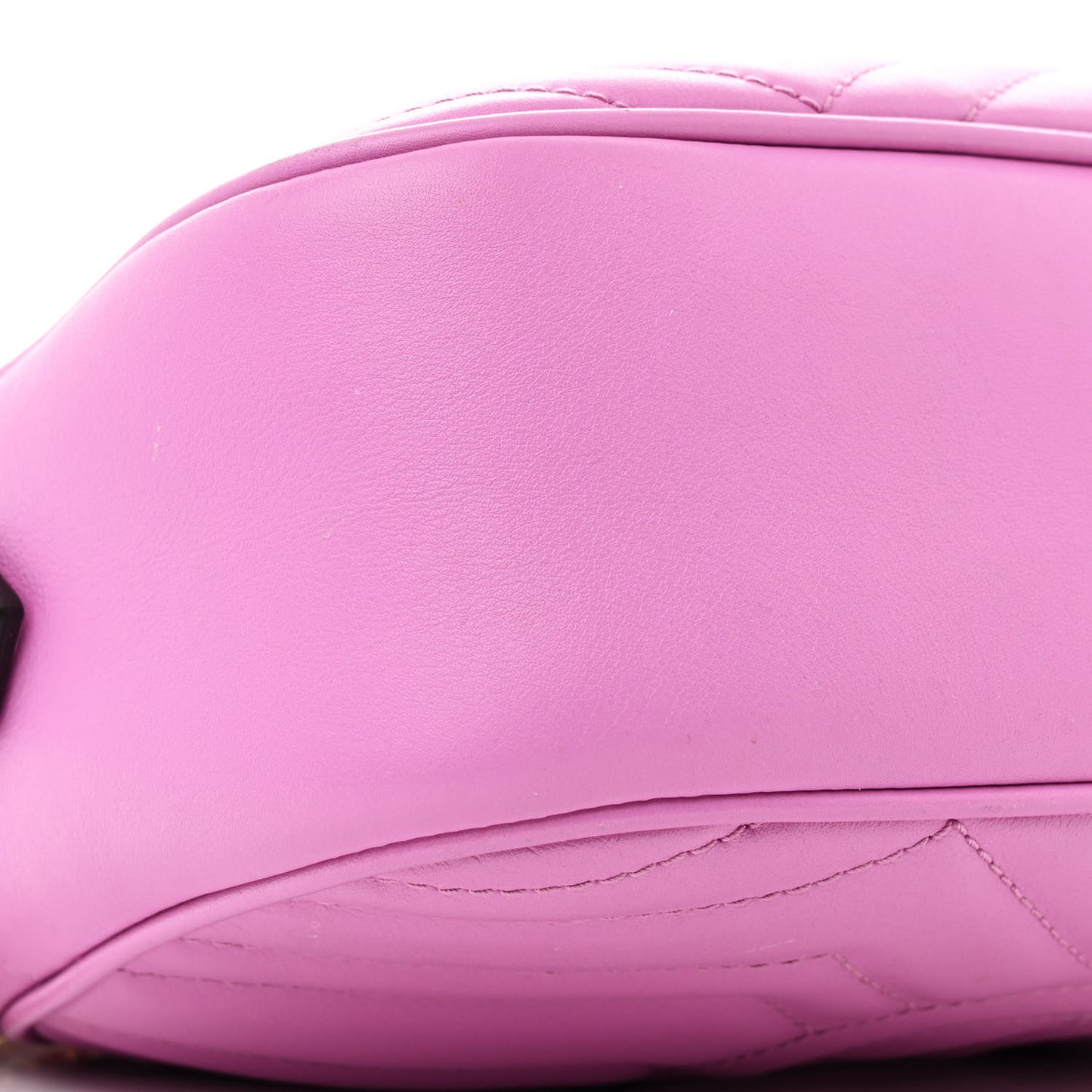 Calfskin Matelasse Small GG Marmont Chain Shoulder Bag Candy Mousse