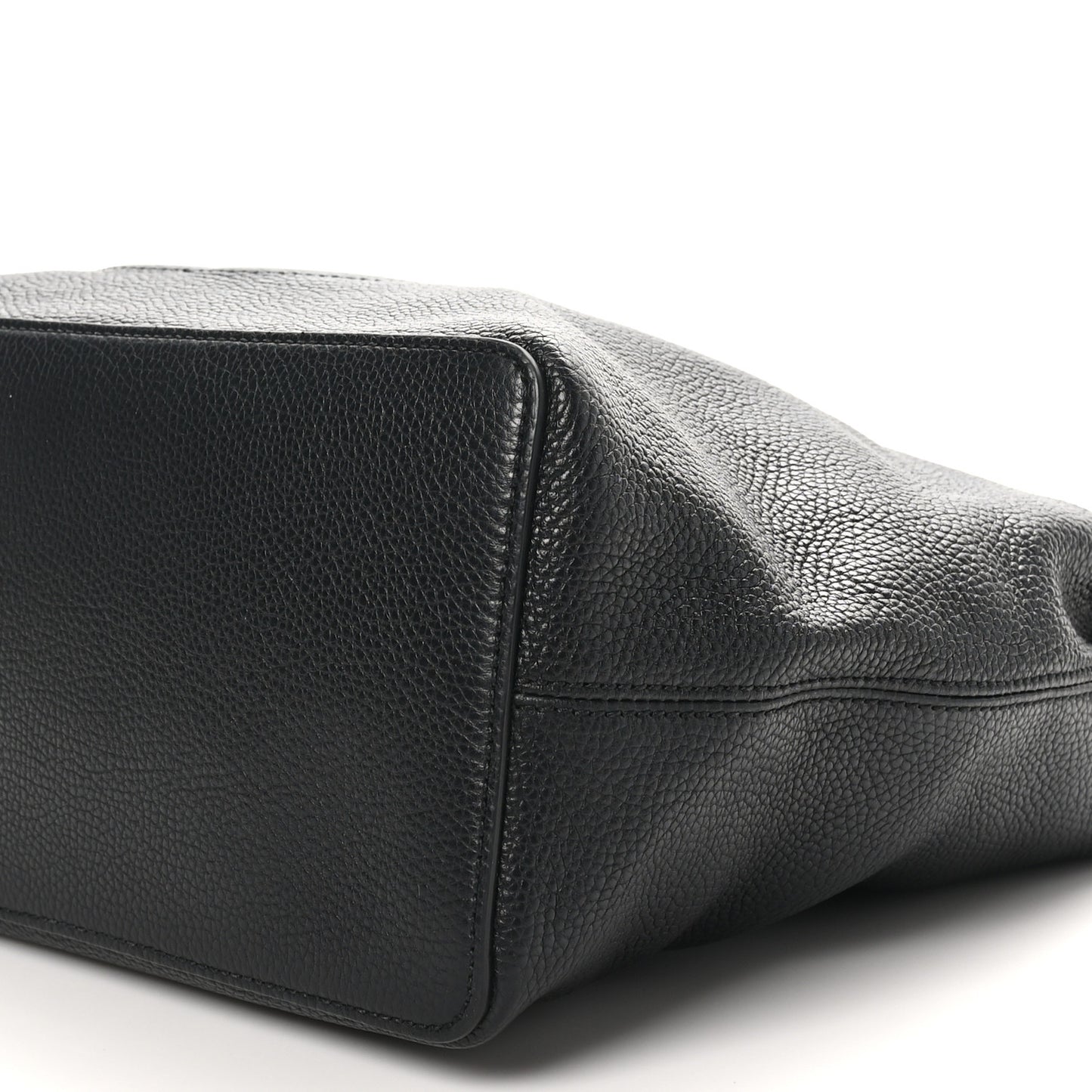 Pebbled Calfskin Large Soho Hobo Black