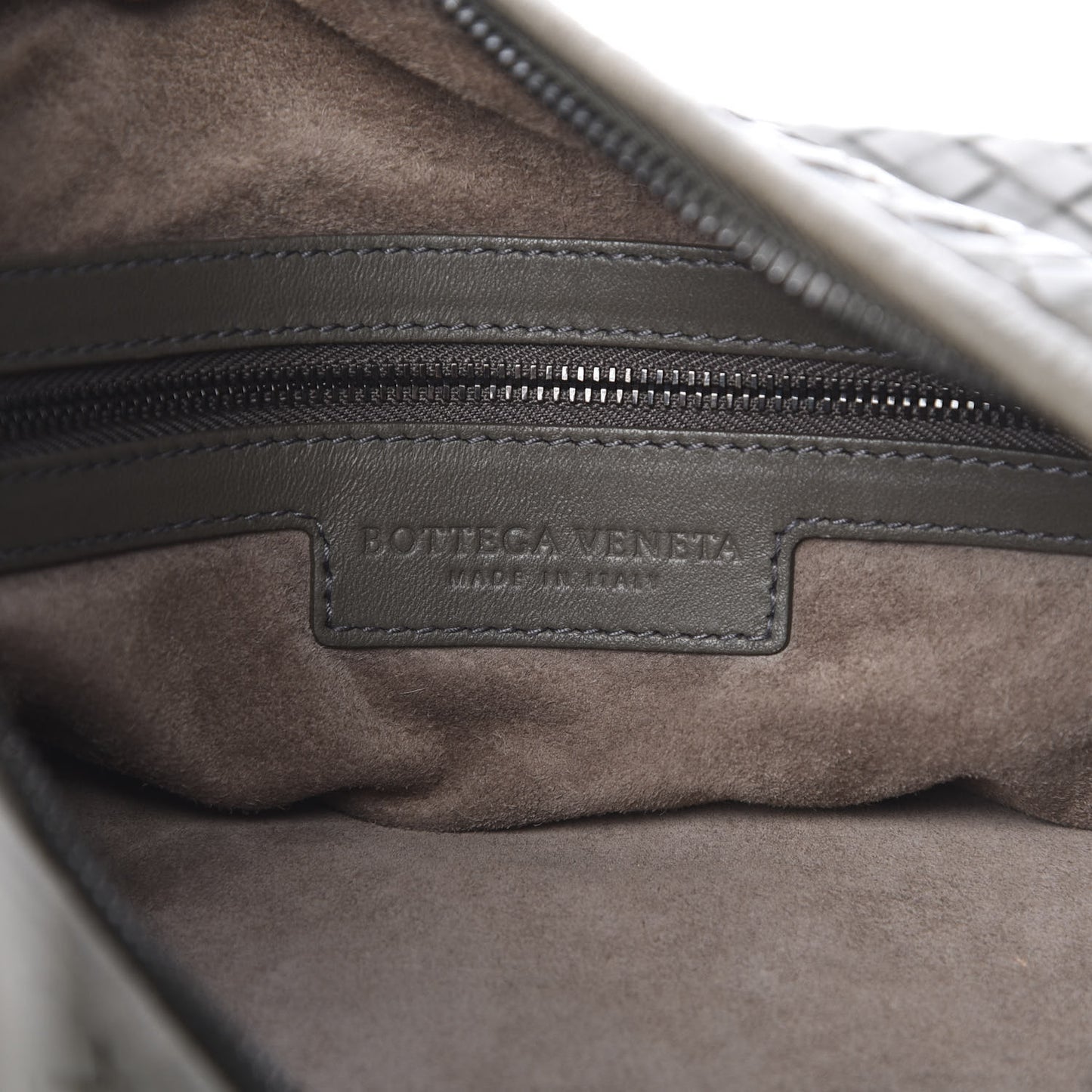 Nappa Intrecciato Medium Veneta Hobo Grey