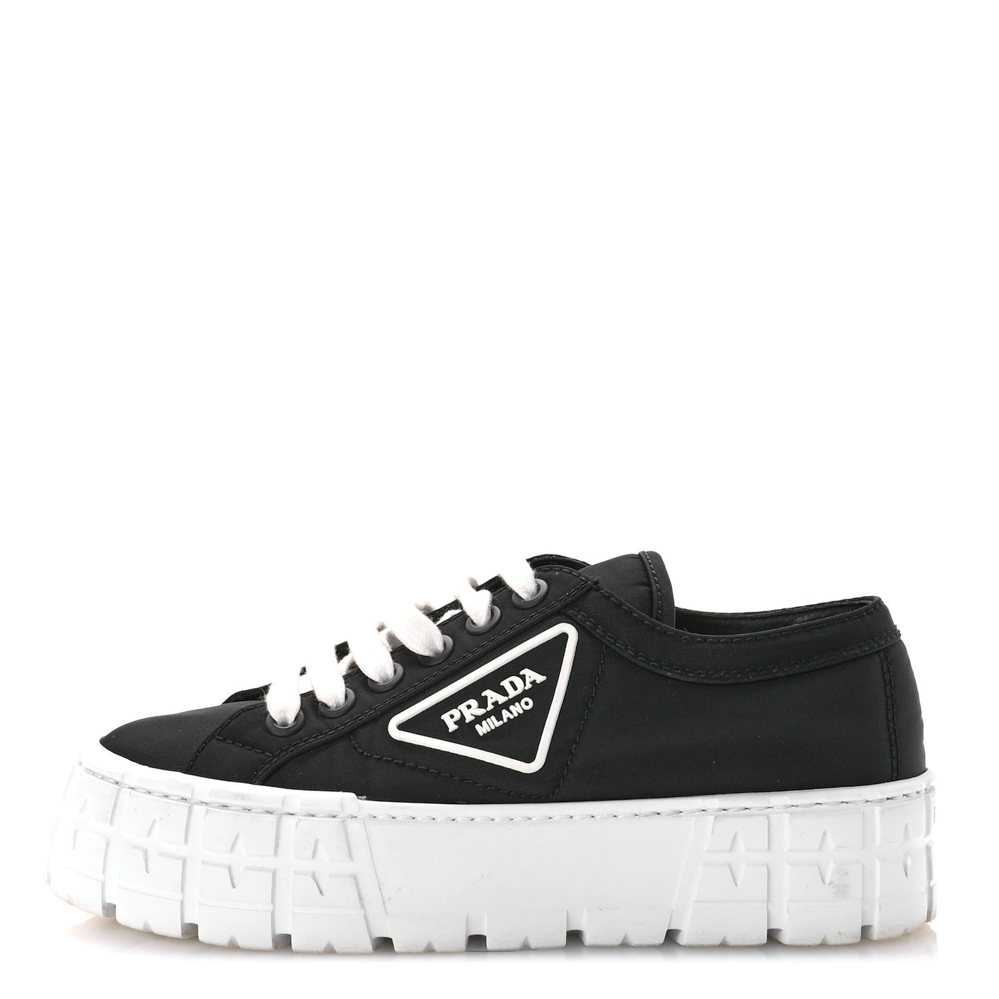 Re-Nylon Gabardine Triangle Logo Double Wheel 50mm Sneakers 37 Black