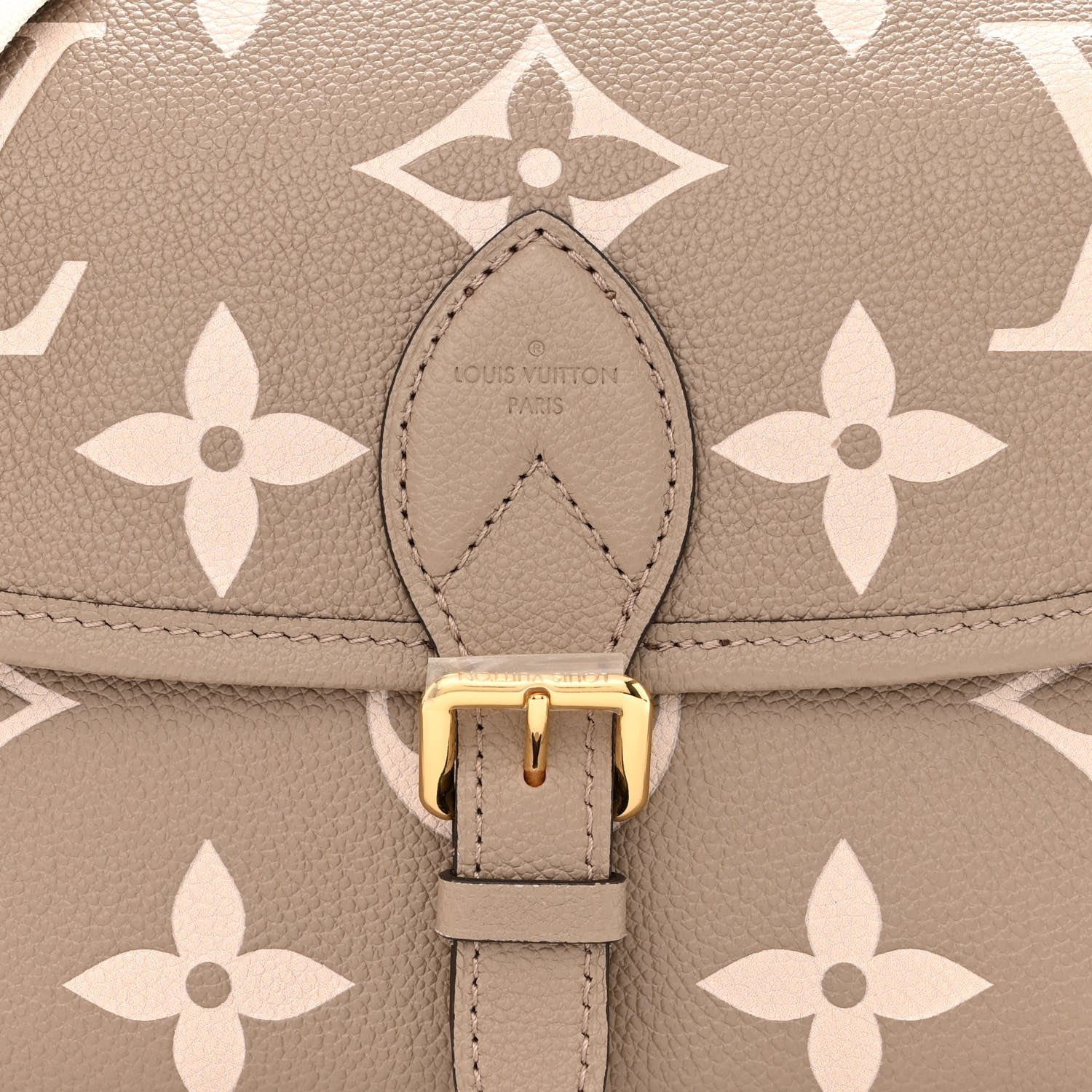 Louis Vuitton Empreinte Monogram Giant Diane Tourterelle Creme 7 of 9