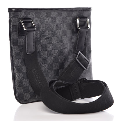 Louis Vuitton Damier Graphite Thomas 3 of 10