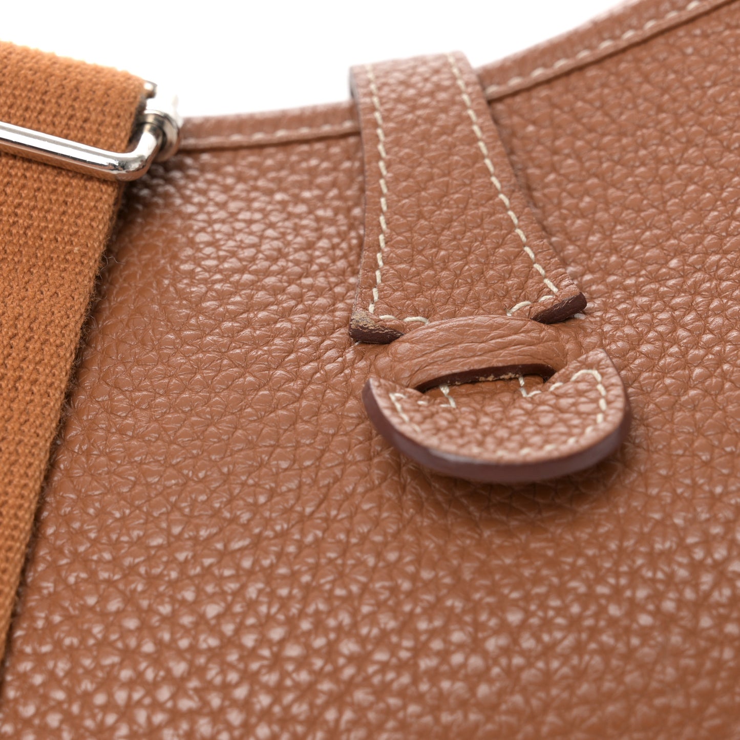 Taurillon Clemence Evelyne III PM Gold