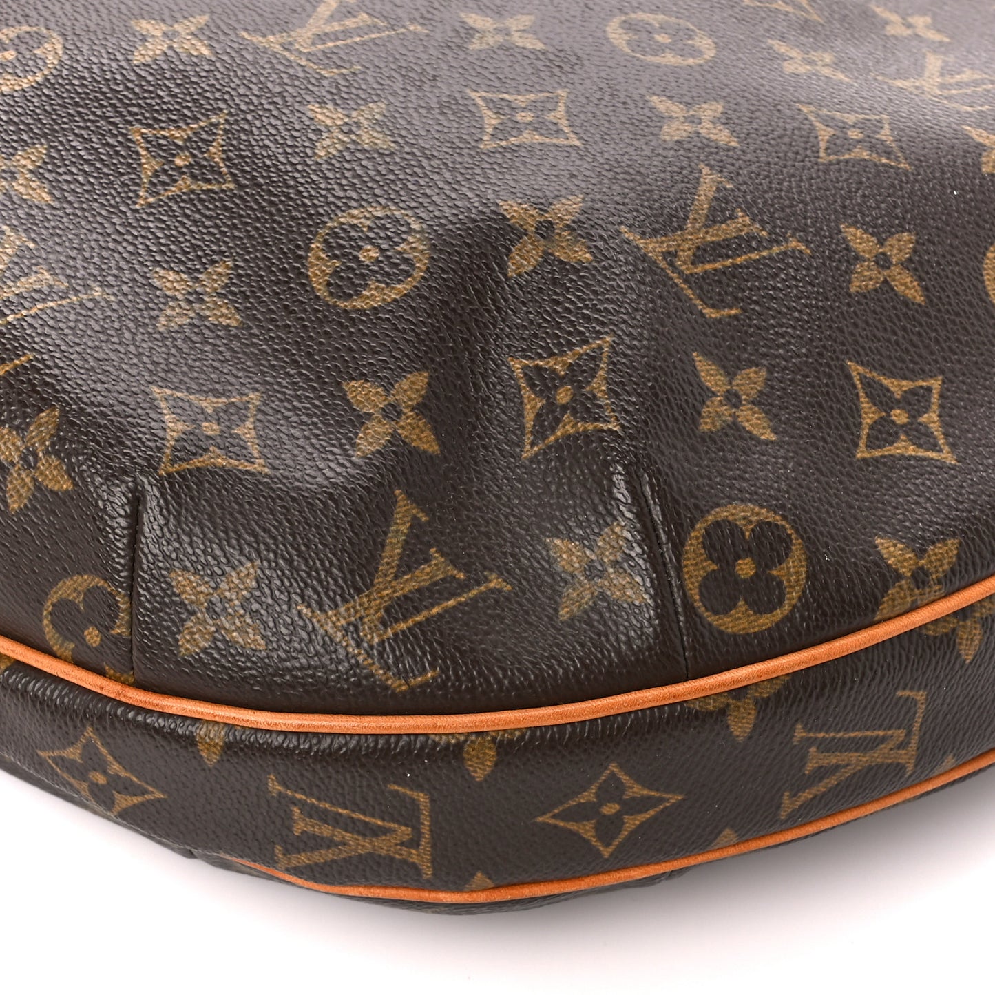 Monogram Croissant GM
