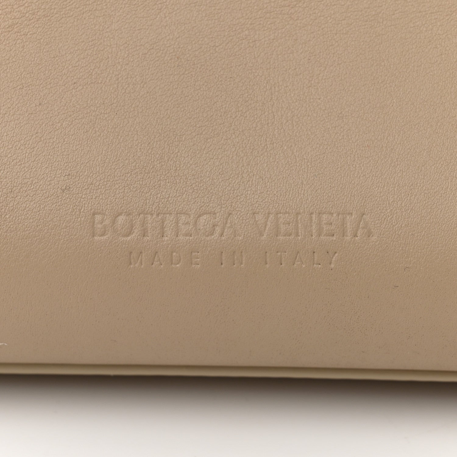 Bottega Veneta Silky Calfskin Medium Ciao Ciao Ecru 7 of 10