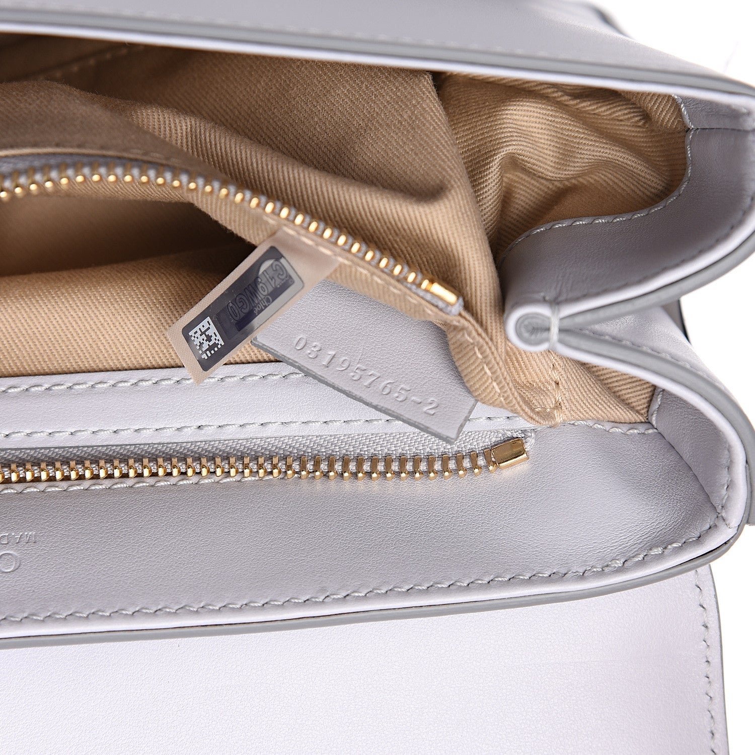 Chloe Calfskin Small C Double Carry Light Cloud 6 of 8