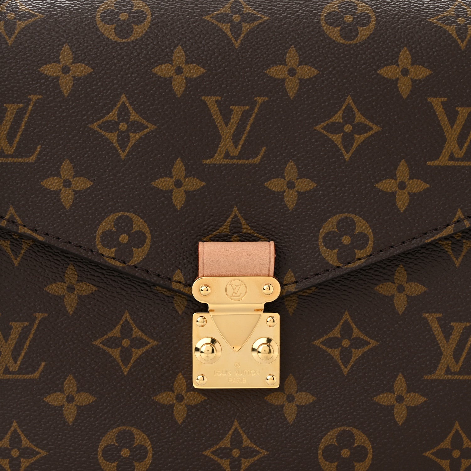 Louis Vuitton Monogram Pochette Metis 8 of 11