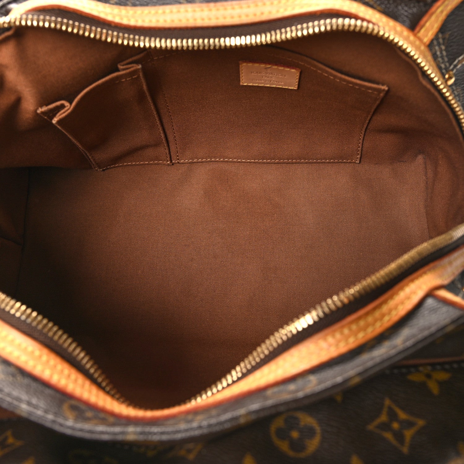 Louis Vuitton Monogram Riveting 5 of 11
