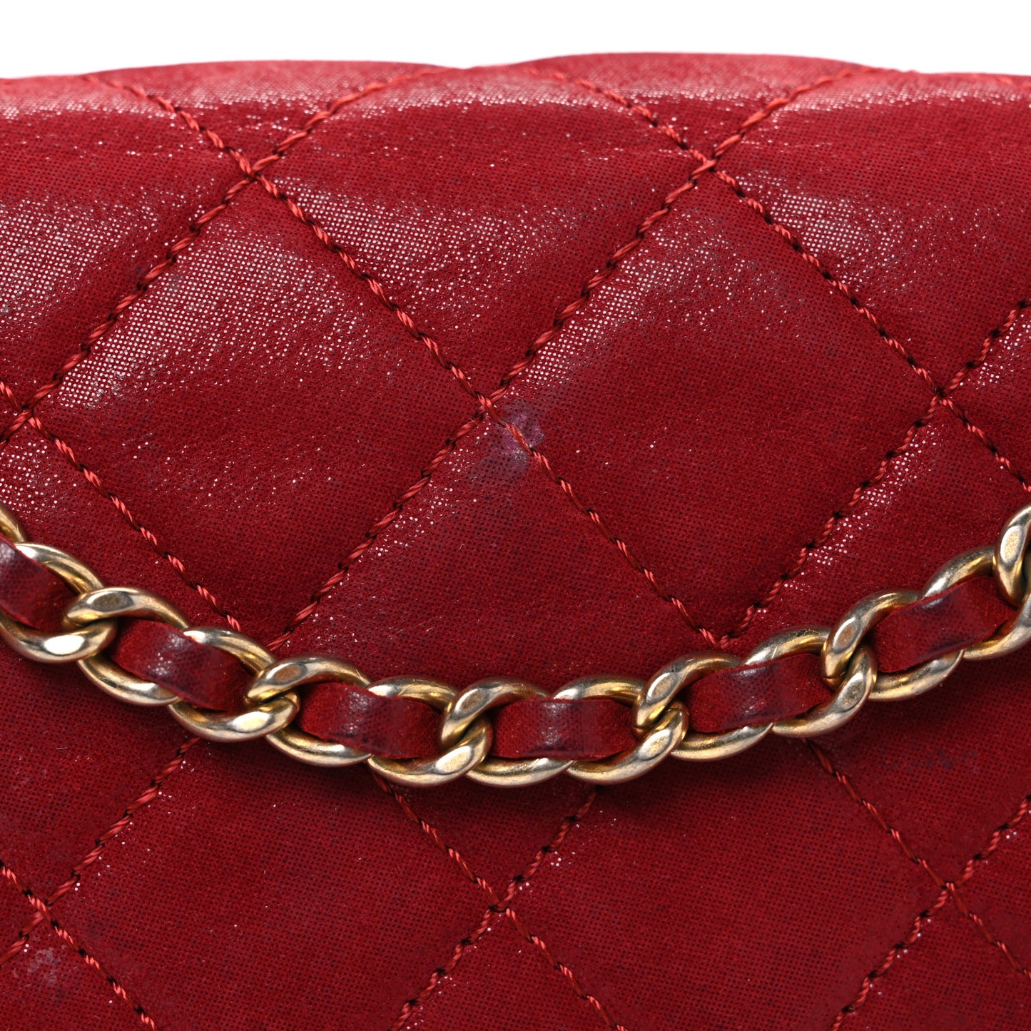 Iridescent Calfskin Quilted Small Chic Quilt Flap Red