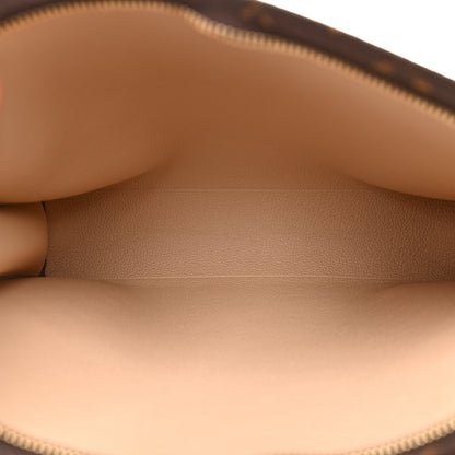 Louis Vuitton Monogram Toiletry Pouch 26 5 of 9