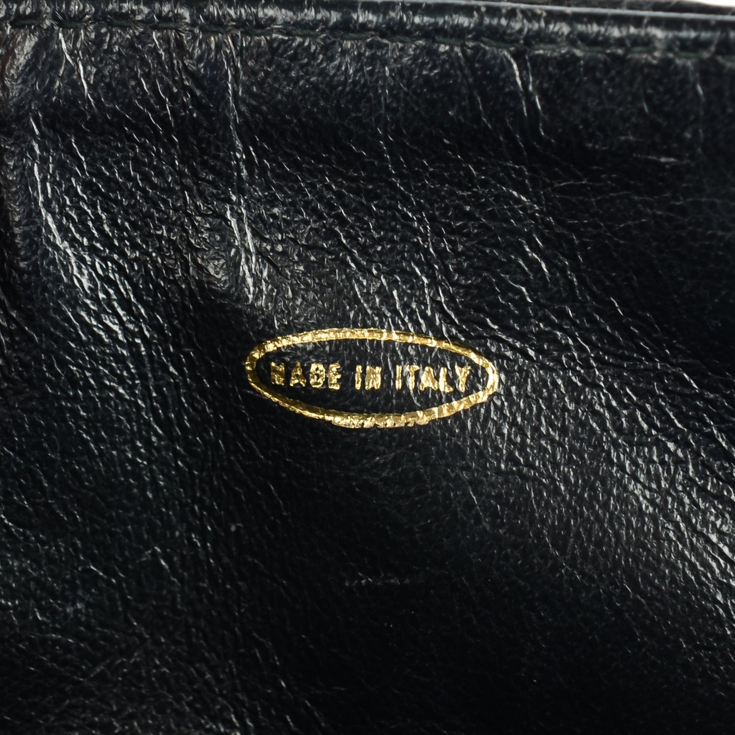 Alligator Medium Single Flap Black