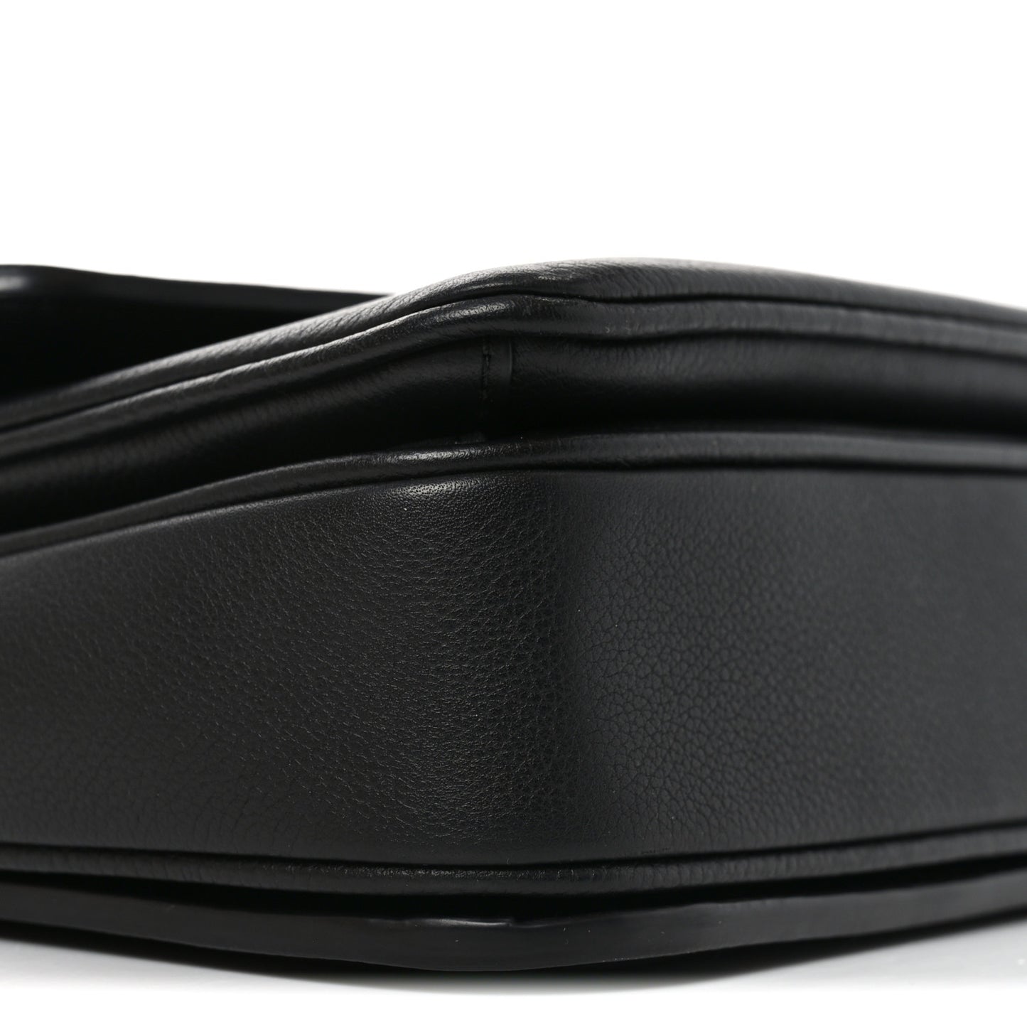Grained Calfskin Lockme Oxford Black