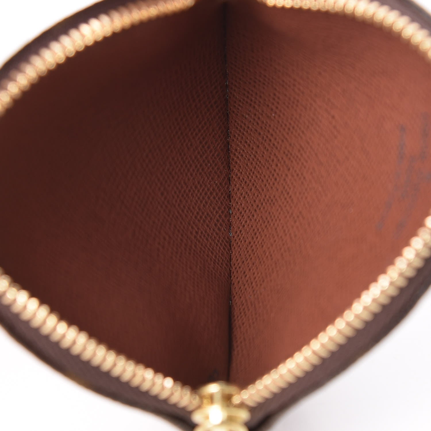 Louis Vuitton Monogram Round Coin Purse 5 of 8