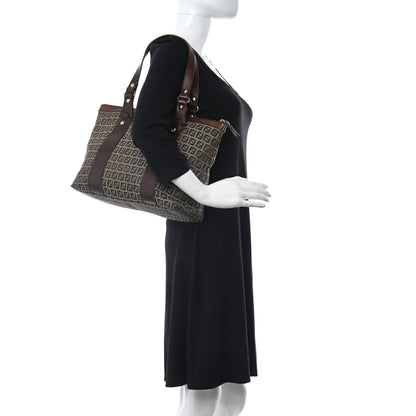 Fendi Zucchino Vitello Shopping Zip Tote Mogano Panna Bruciato 2 of 15