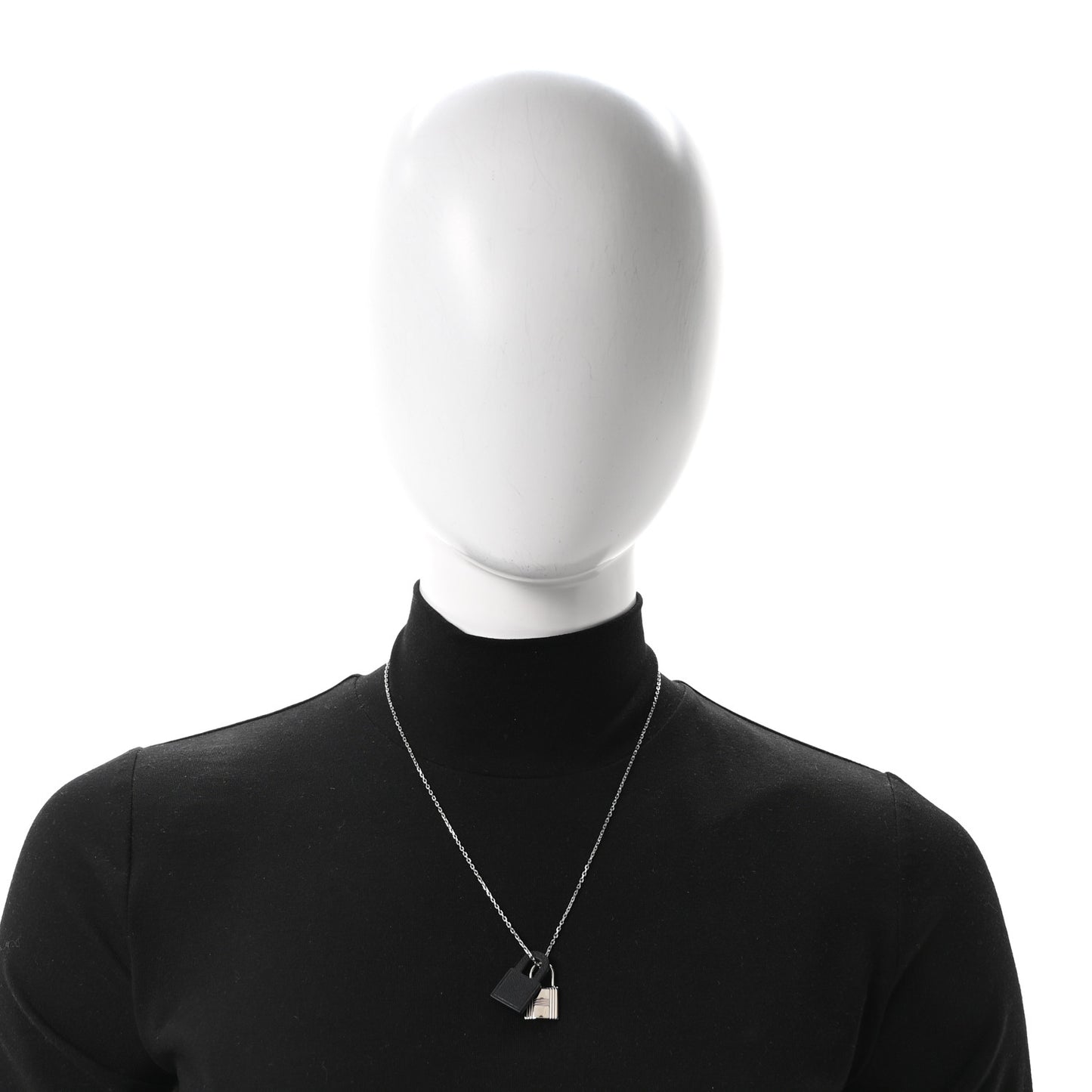 Swift Small O'Kelly Pendant Necklace Black