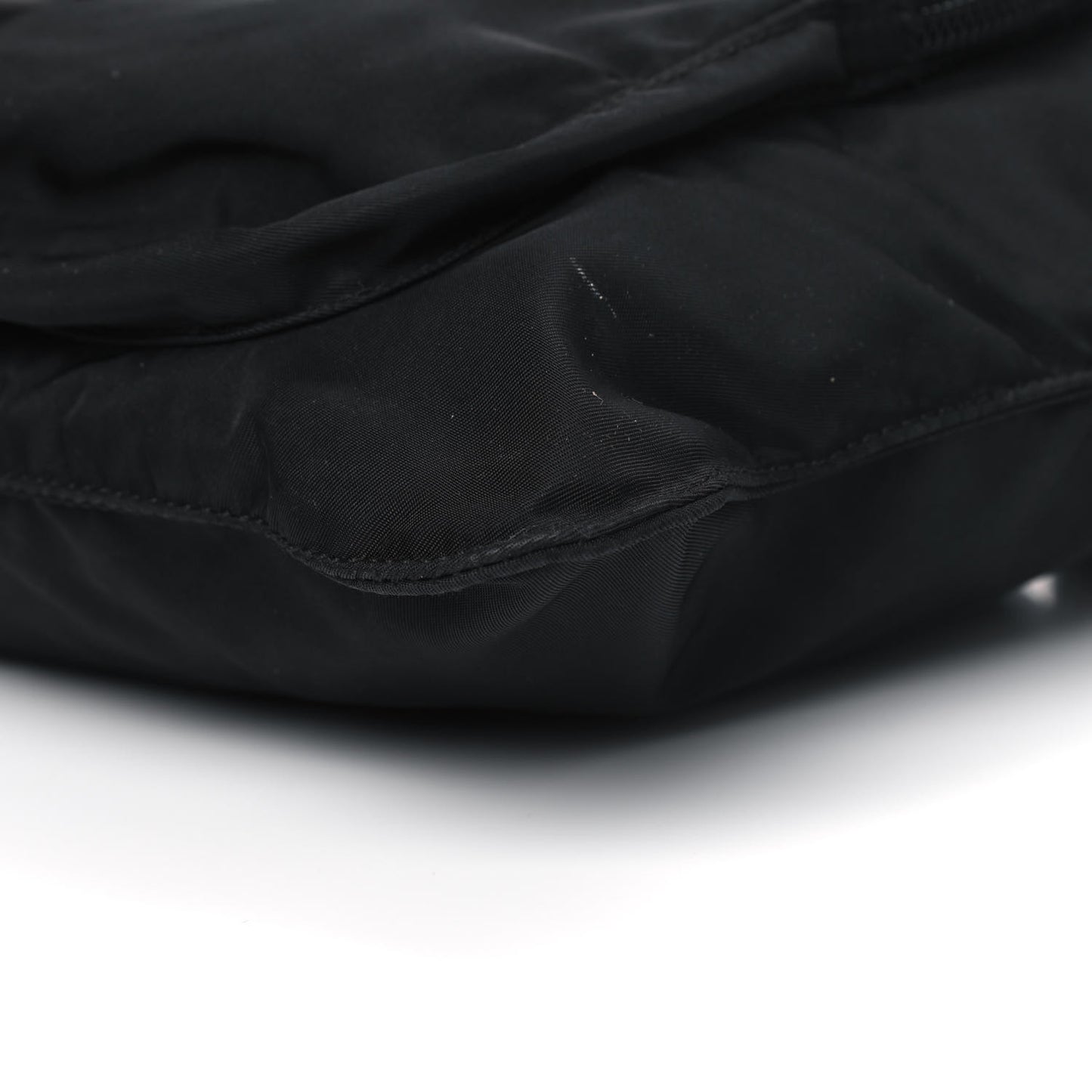 Nylon Tessuto Vela Messenger Bag Black