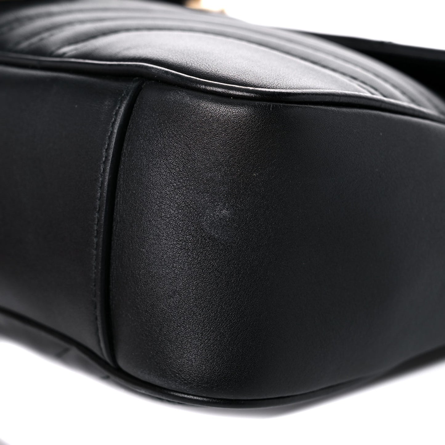 Calfskin Matelasse Medium GG Marmont Shoulder Bag Black