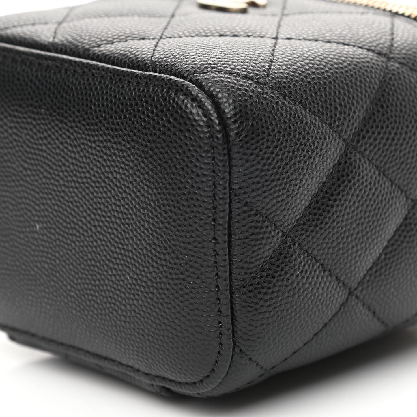 Caviar Quilted Mini Vanity Case With Chain Black