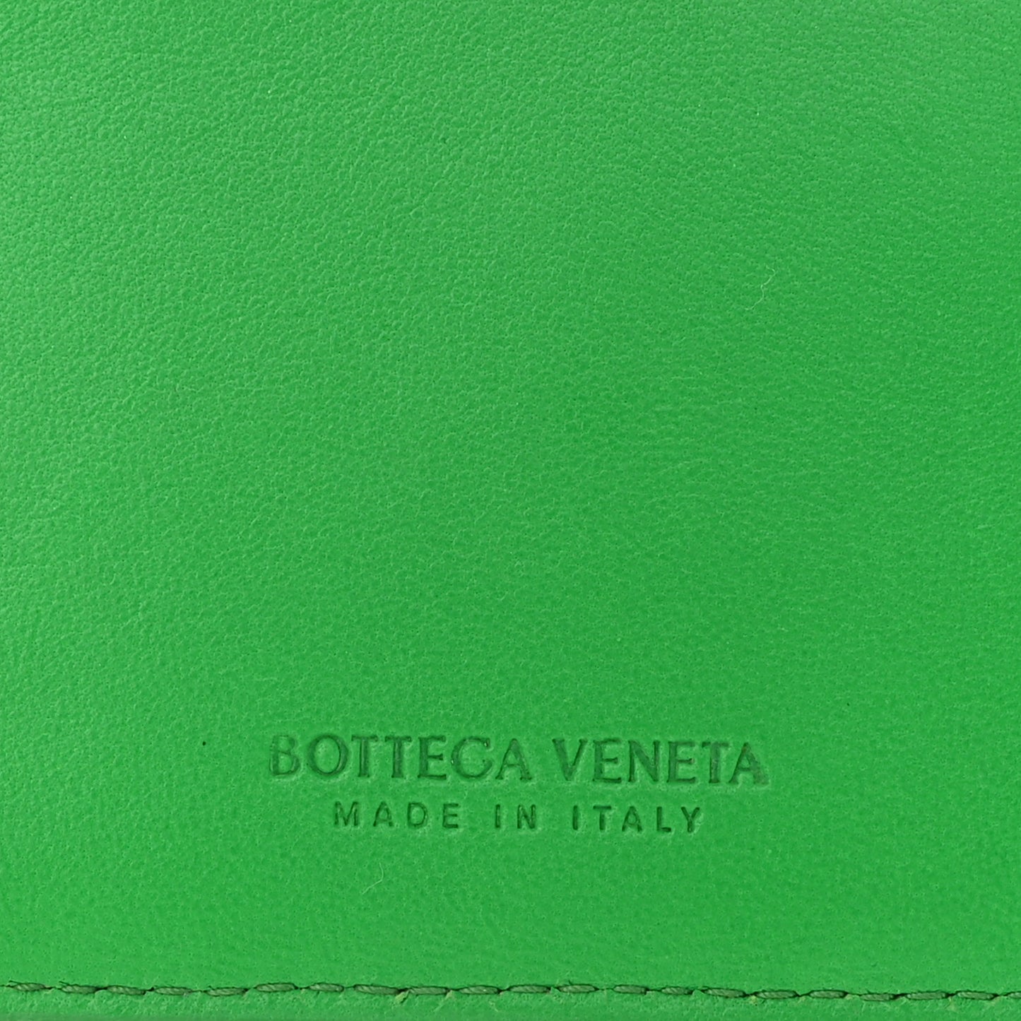 Nappa Intrecciato Zipped Card Case Parakeet