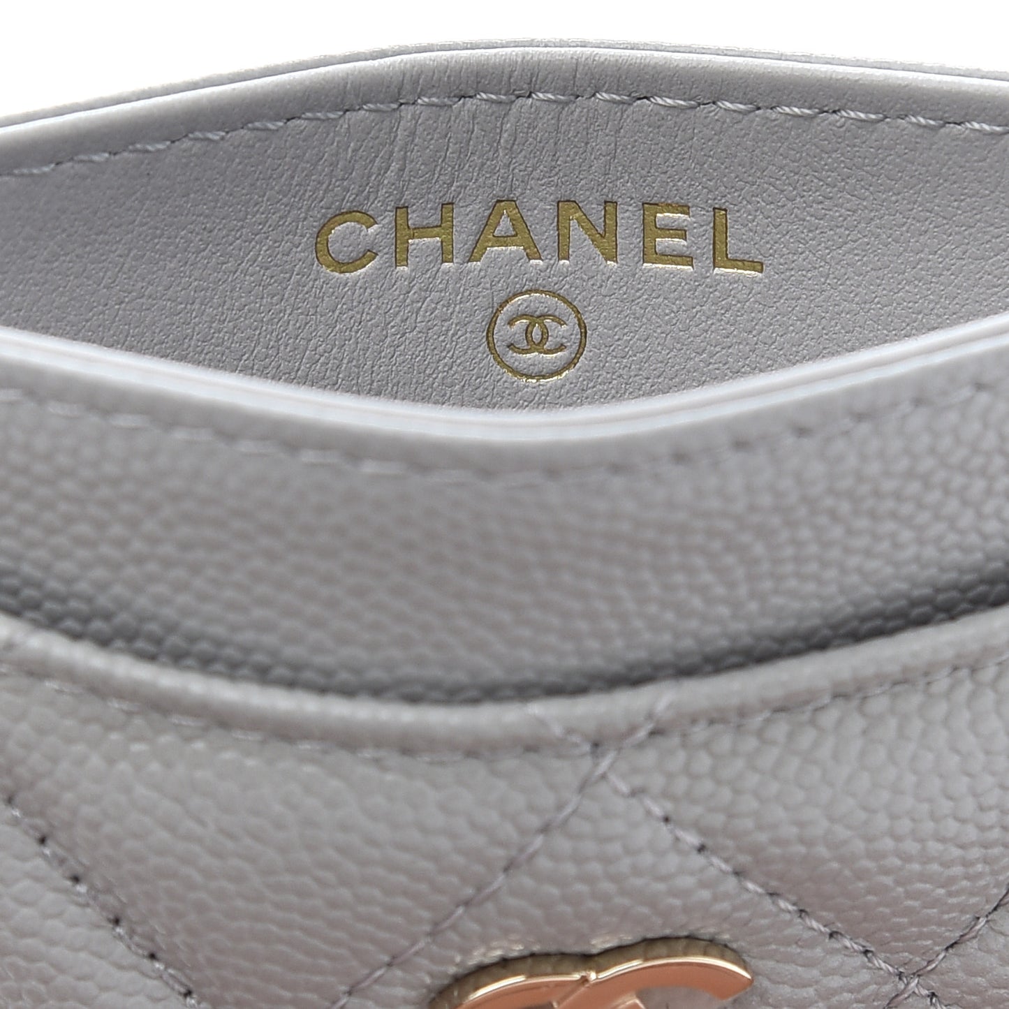 Caviar Quilted Card Holder Grey