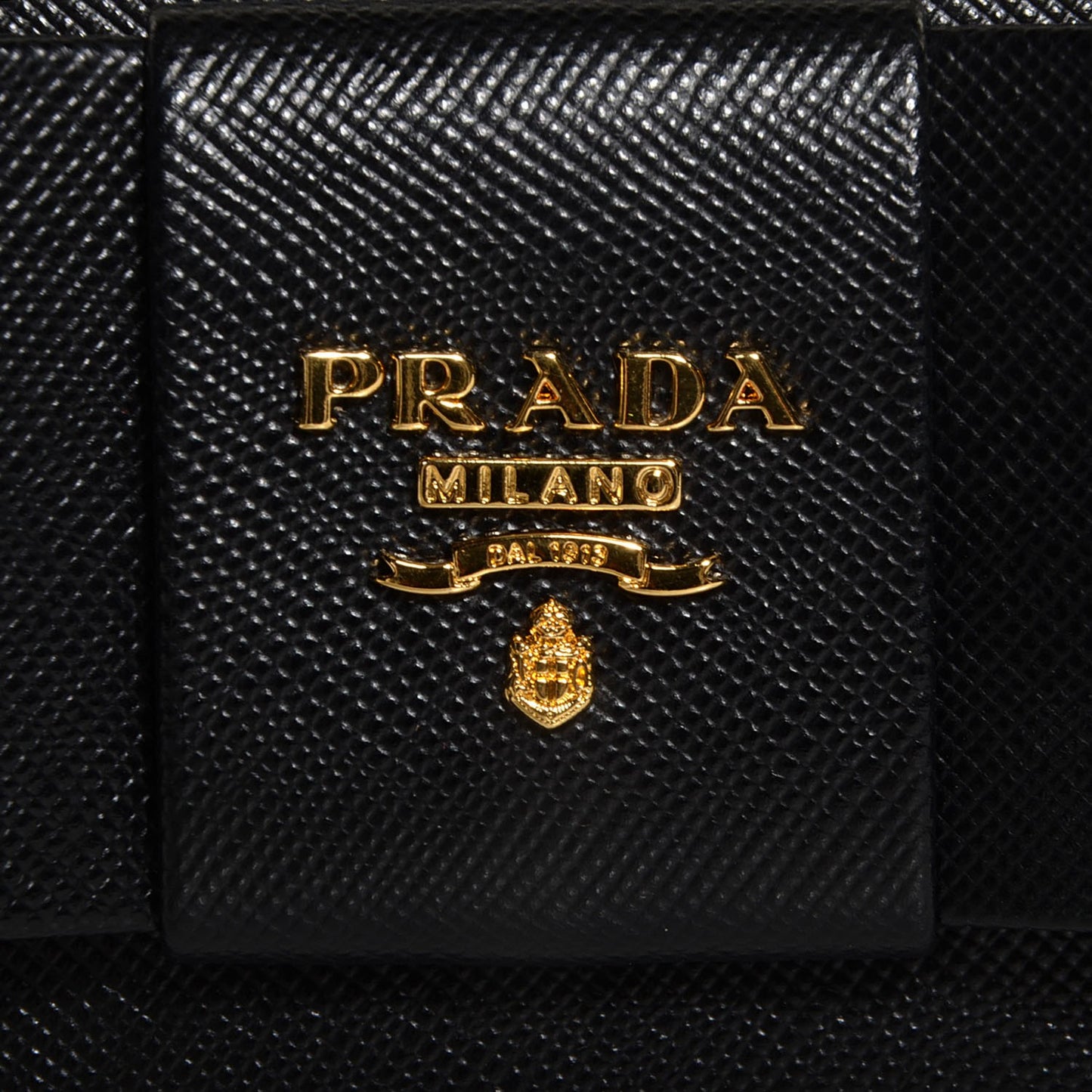 Saffiano Bow Continental Wallet Nero Black
