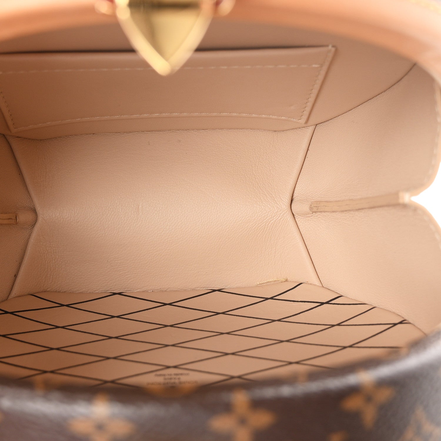 Louis Vuitton Monogram Petite Boite Chapeau 4 of 9