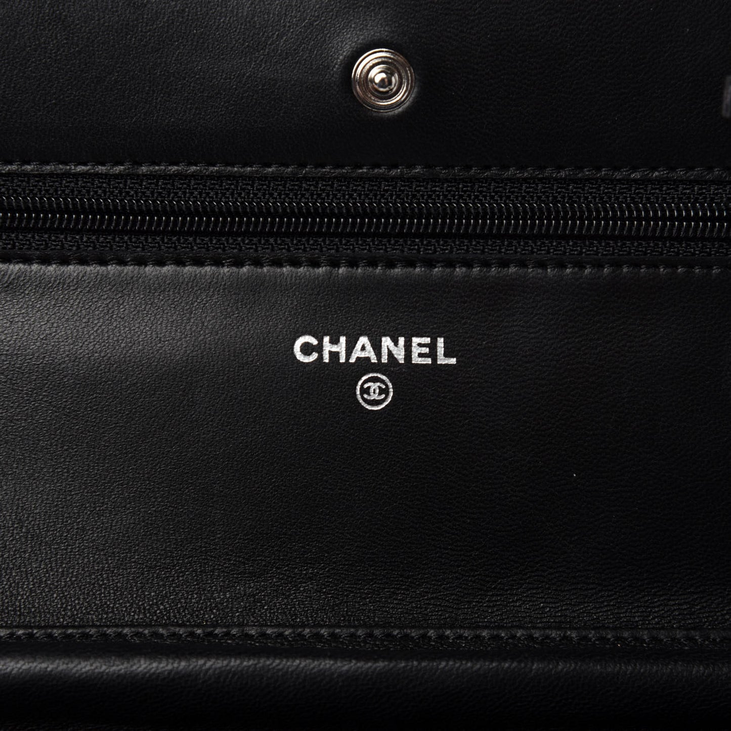 Lambskin Quilted Wallet On Chain WOC Black