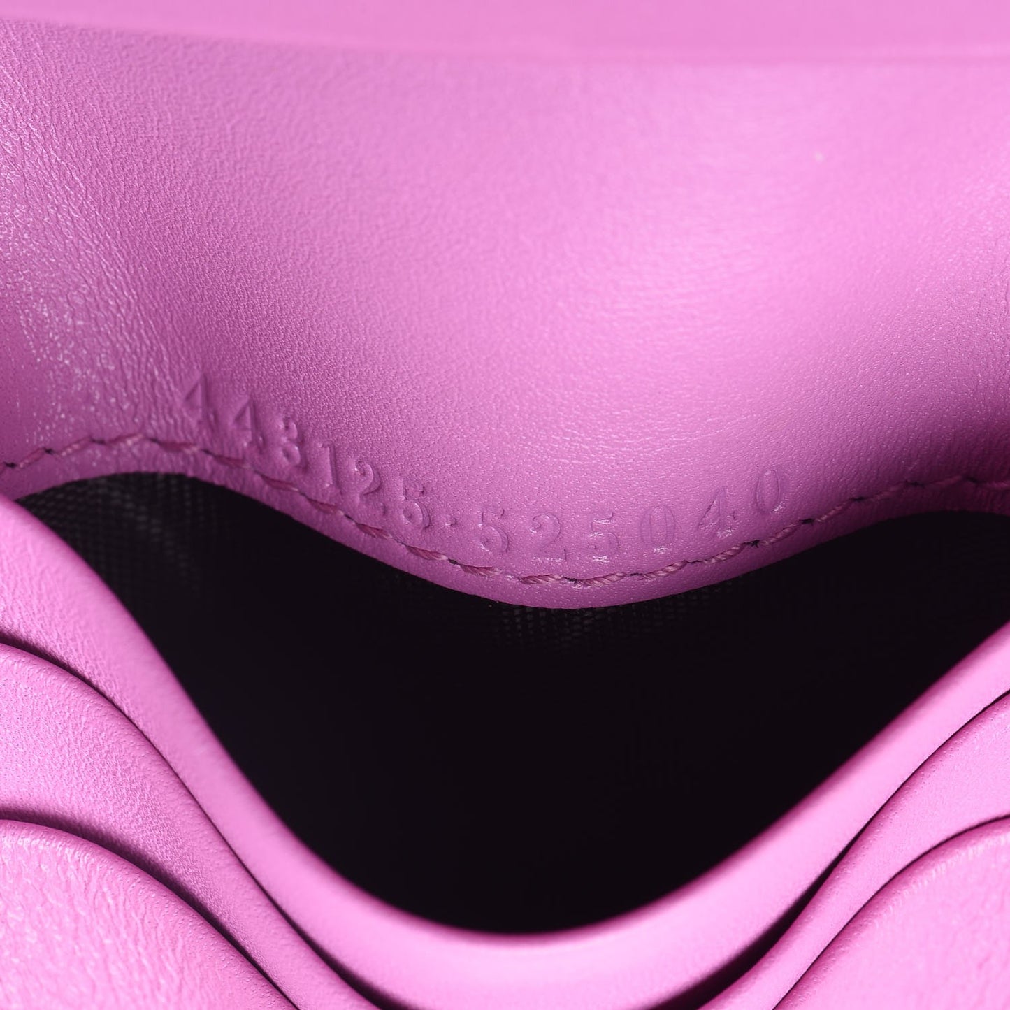Calfskin Matelasse GG Marmont Card Case Candy Mousse