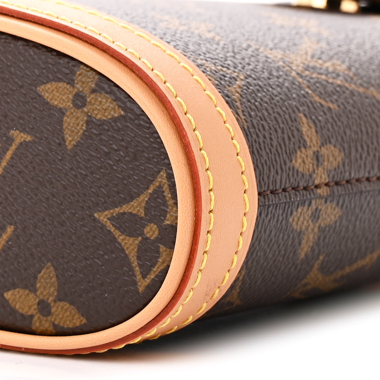 Louis Vuitton Monogram Fold Me Pouch 9 of 10