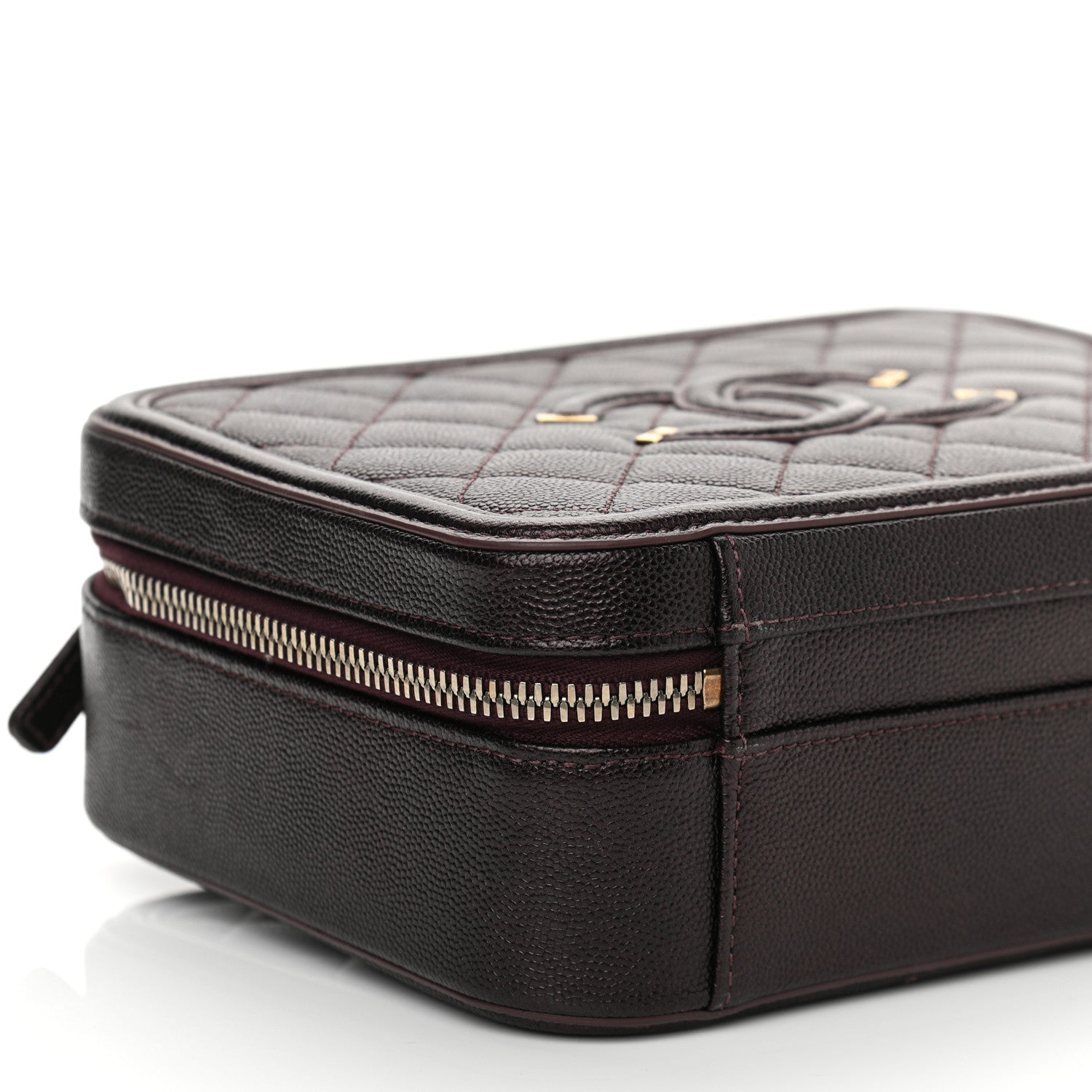 Chanel Iridescent Caviar Quilted Medium CC Filigree Vanity Case Burgundy 9 of 14