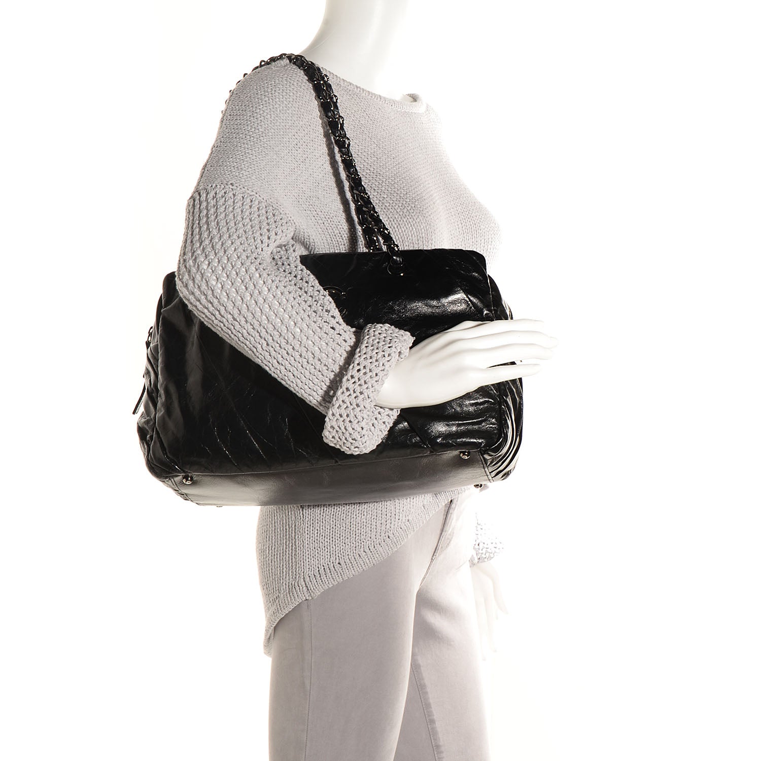 Chanel Glazed Calfskin Twisted Large Tote Black 2 of 7