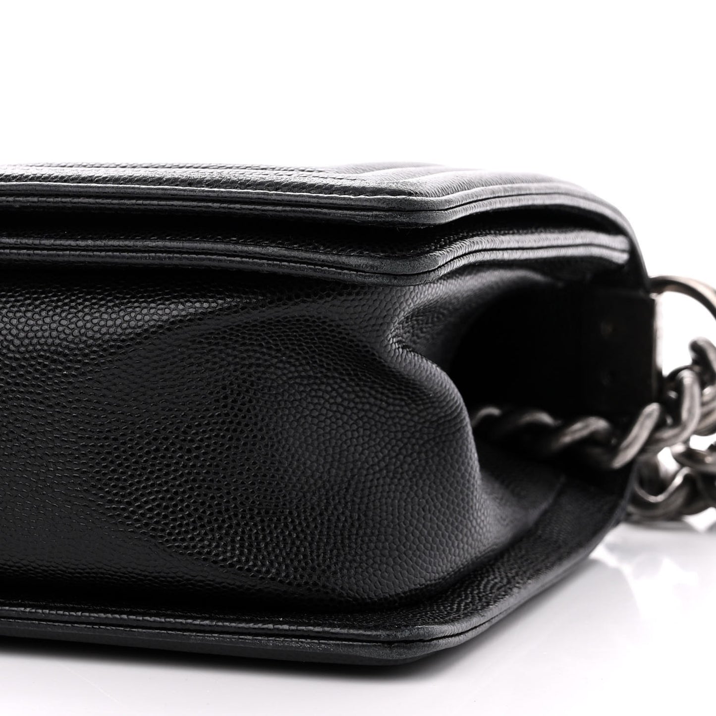 Caviar Quilted Medium Boy Flap Black