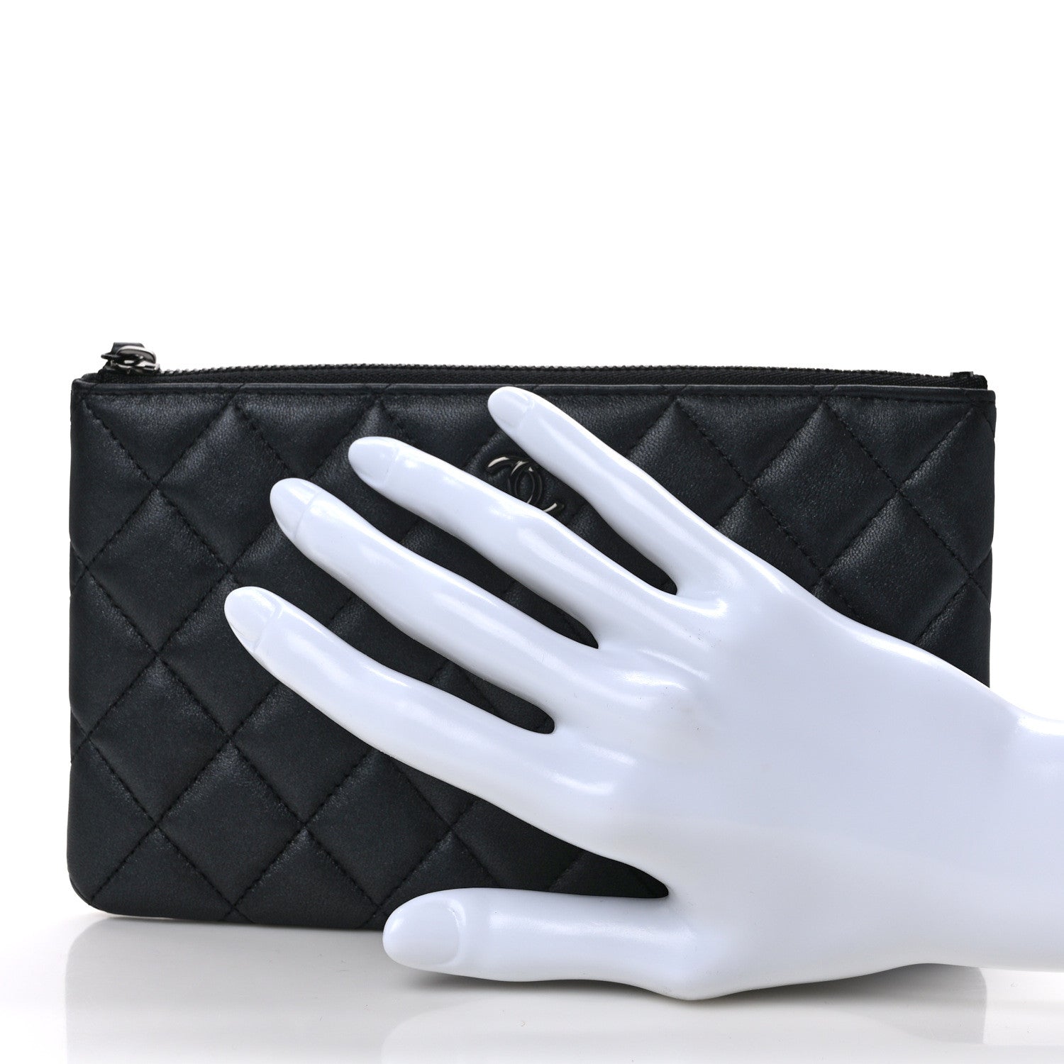 Chanel Pearly Lambskin Quilted Cosmetic Case So Black 2 of 8