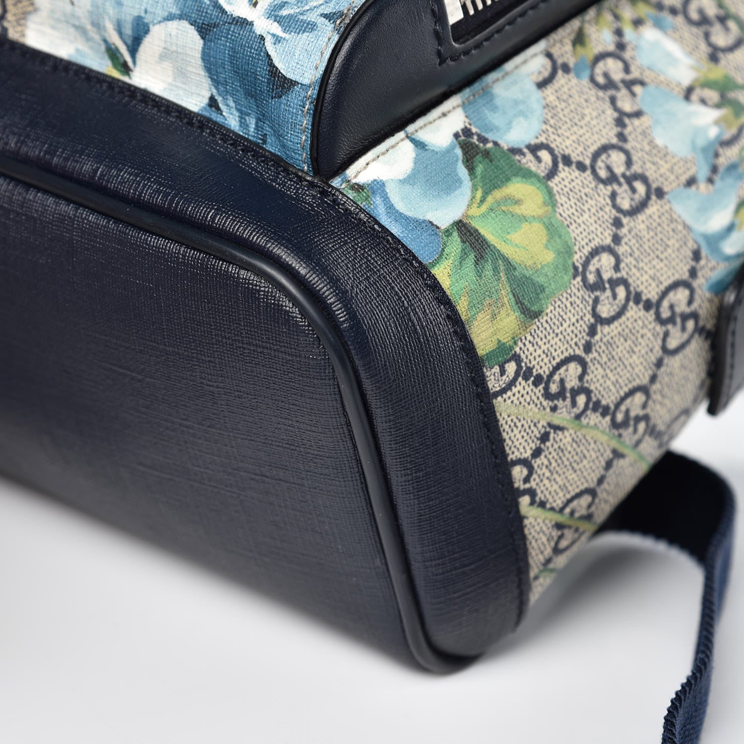 Gucci GG Supreme Monogram Blooms Small Day Backpack Blue 11 of 12